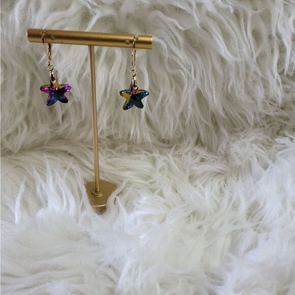 NWOT Gold & multicolored crystal star 🌟 drop earrings - Picture 1 of 1